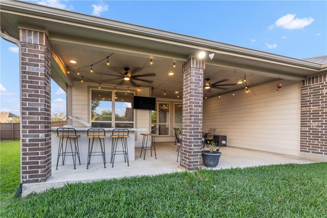 3693 Haskell Hollow Loop, College Station, TX 77845