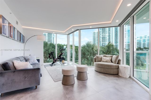 3370 Hidden Bay Drive 303, Aventura, FL 33180