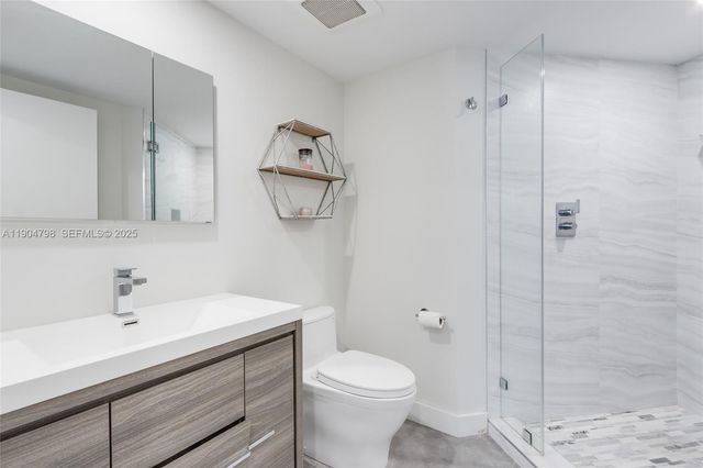3370 Hidden Bay Drive 303, Aventura, FL 33180