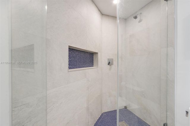 3370 Hidden Bay Drive 303, Aventura, FL 33180
