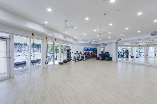 3370 Hidden Bay Drive 303, Aventura, FL 33180
