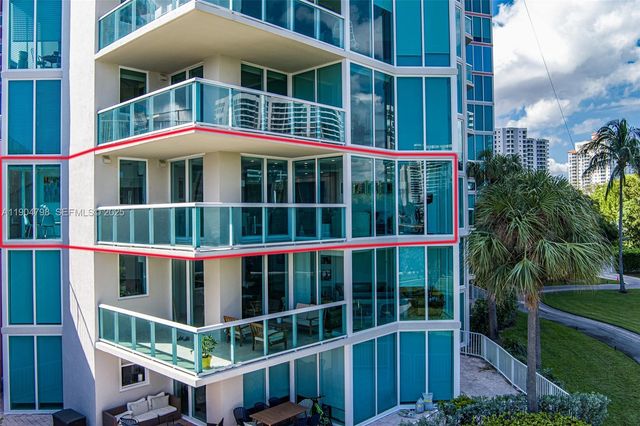 3370 Hidden Bay Drive 303, Aventura, FL 33180