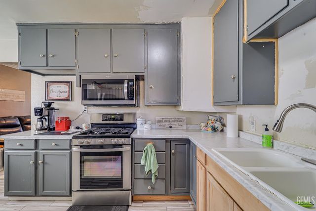 6200 Wright Avenue, Bakersfield, CA 93308