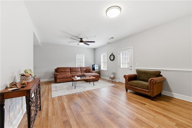 1001 Chestnut Hill SW Road, Marietta, GA 30064