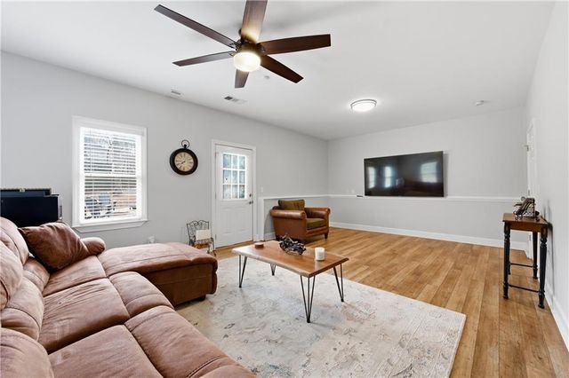 1001 Chestnut Hill SW Road, Marietta, GA 30064