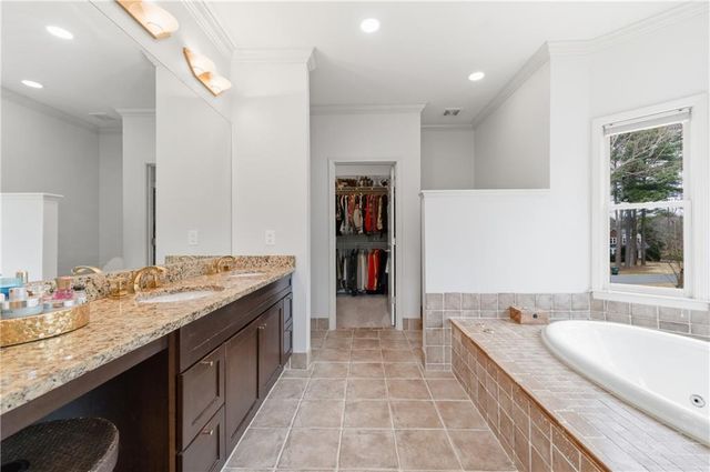 1001 Chestnut Hill SW Road, Marietta, GA 30064