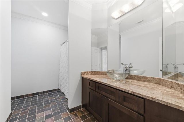 1001 Chestnut Hill SW Road, Marietta, GA 30064