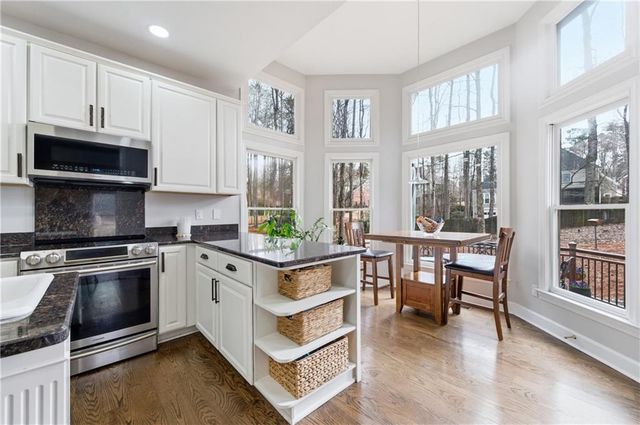 1001 Chestnut Hill SW Road, Marietta, GA 30064