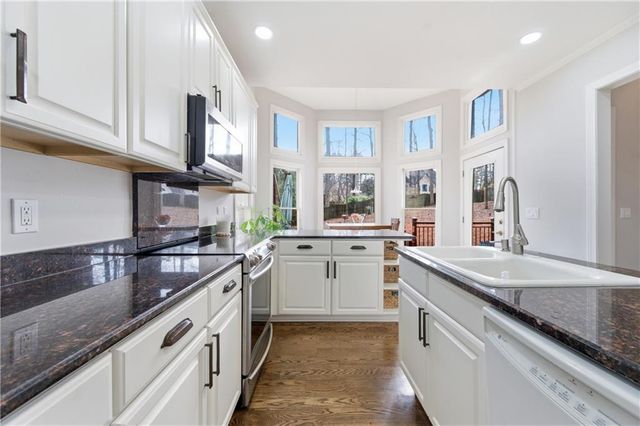 1001 Chestnut Hill SW Road, Marietta, GA 30064