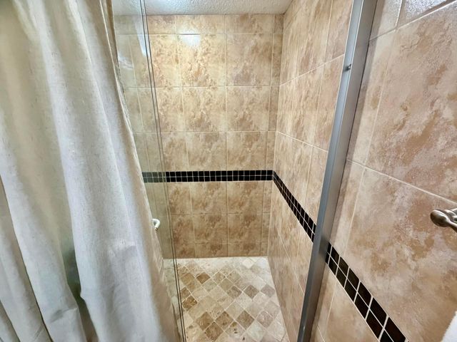 2004 Granada Drive M3, Coconut Creek, FL 33066