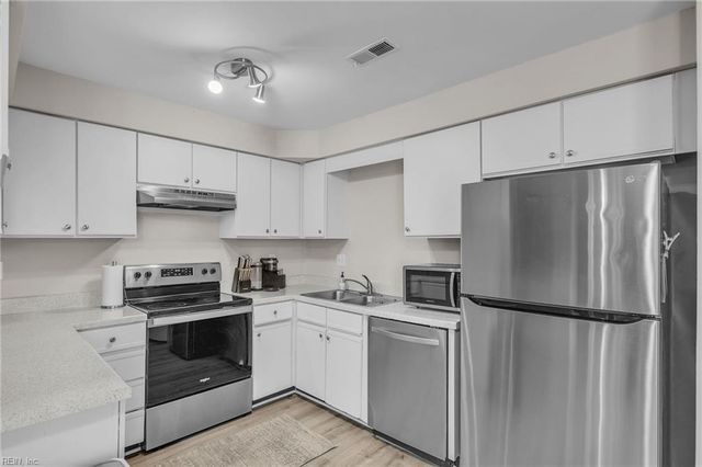 1742 Ocean Bay DR, Virginia Beach, VA 23454