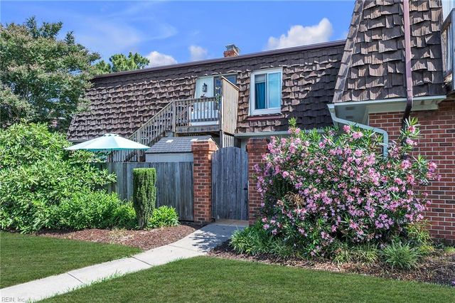 1742 Ocean Bay DR, Virginia Beach, VA 23454