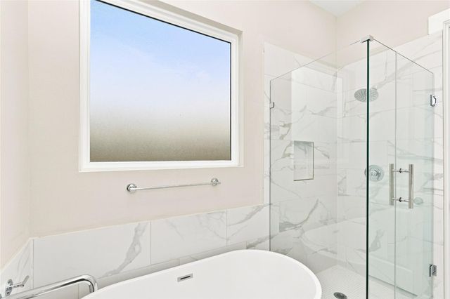 8316 Curry Road A, Houston, TX 77093