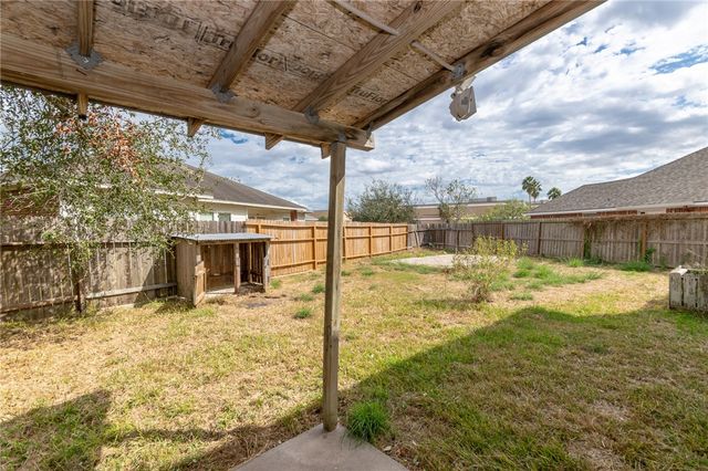 7032 Emelie, Corpus Christi, TX 78413