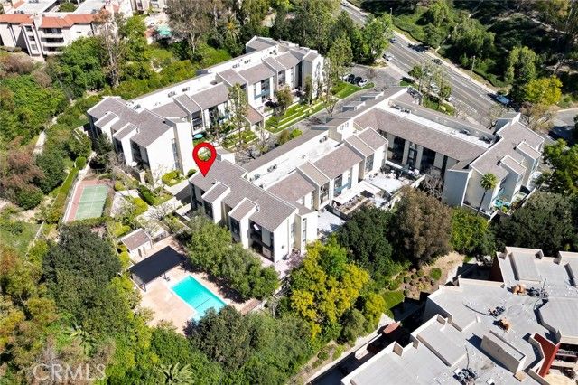 4041 Via Marisol 215, Los Angeles, CA 90042