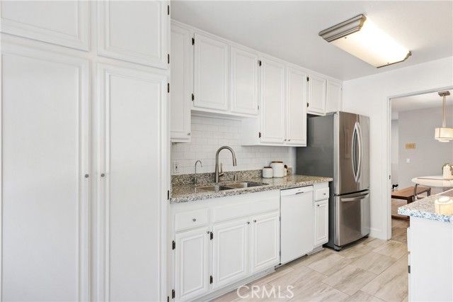 4041 Via Marisol 215, Los Angeles, CA 90042