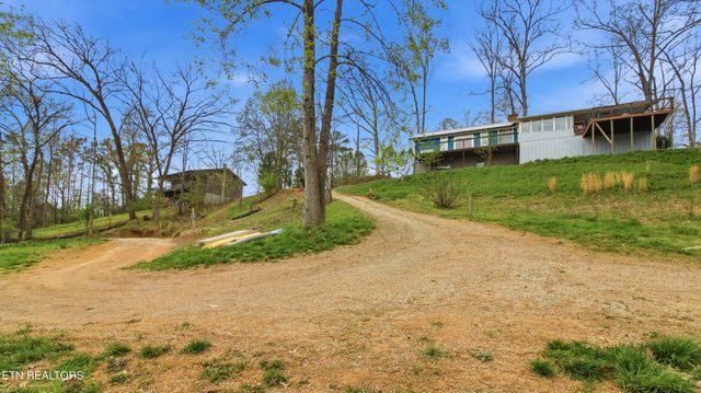 269 Lakeshore Vista Drive, Kingston, TN 37763