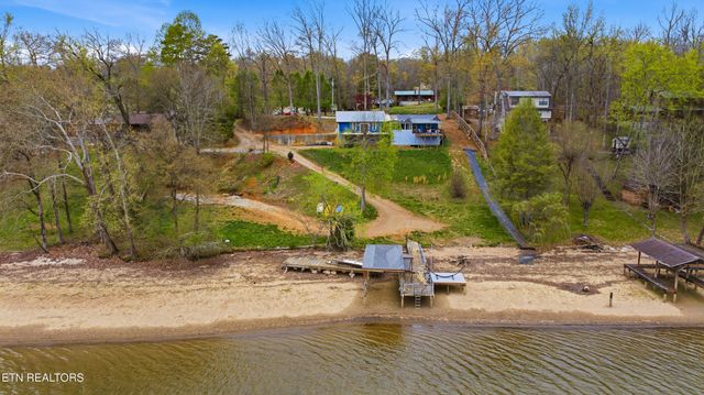 269 Lakeshore Vista Drive, Kingston, TN 37763
