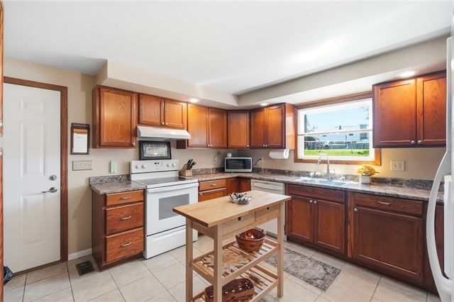 3161 Sherwood Park Drive, Springfield, OH 45505
