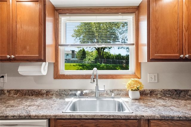 3161 Sherwood Park Drive, Springfield, OH 45505