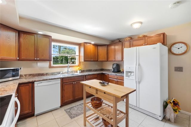3161 Sherwood Park Drive, Springfield, OH 45505