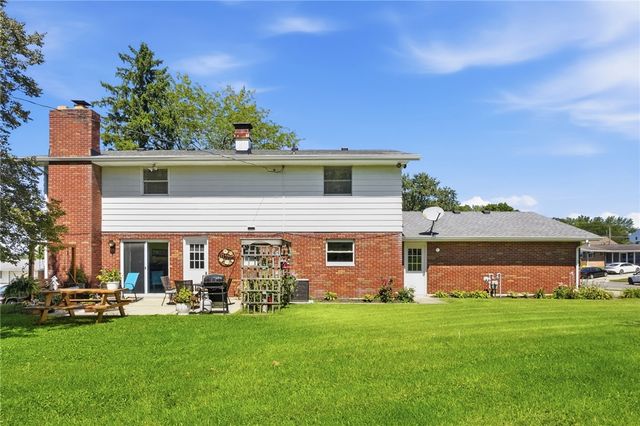 3161 Sherwood Park Drive, Springfield, OH 45505
