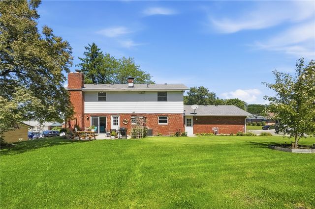 3161 Sherwood Park Drive, Springfield, OH 45505