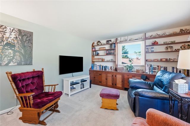 3161 Sherwood Park Drive, Springfield, OH 45505