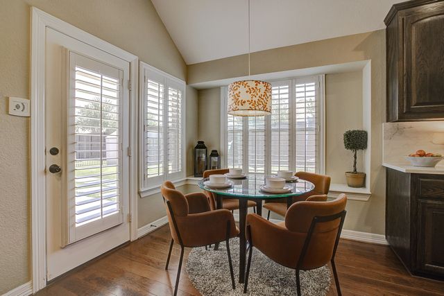 7822 Glencrest Drive, Sachse, TX 75048