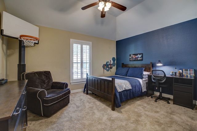 7822 Glencrest Drive, Sachse, TX 75048