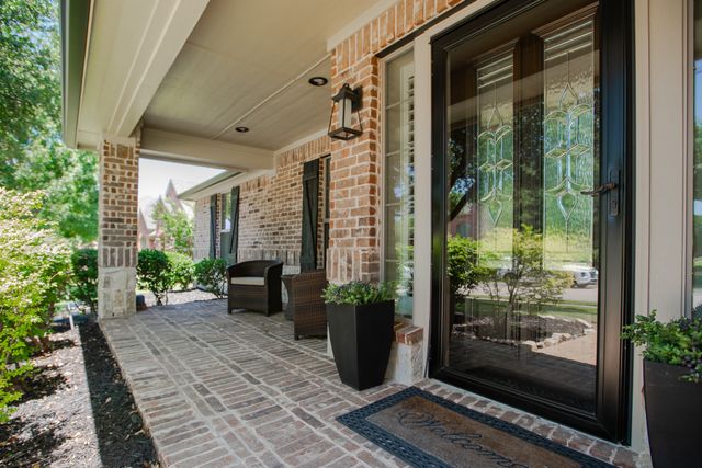 7822 Glencrest Drive, Sachse, TX 75048