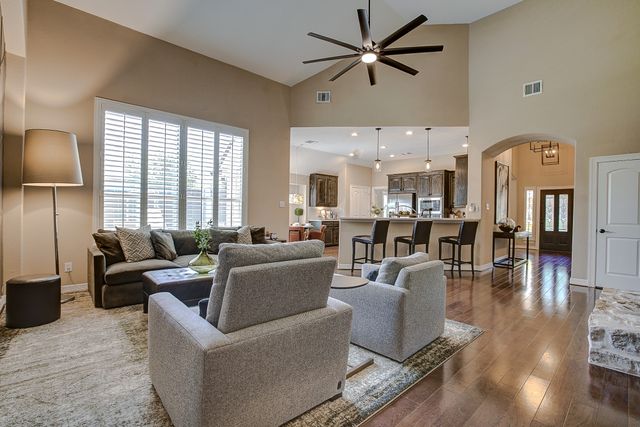 7822 Glencrest Drive, Sachse, TX 75048