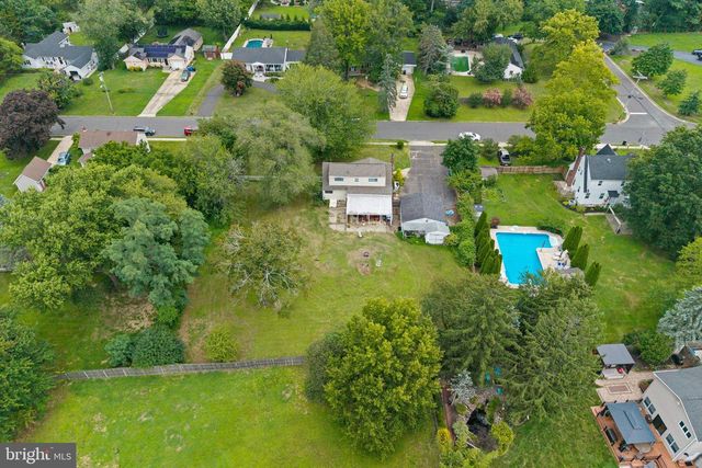 752 PARK AVE, Belford, NJ 07718