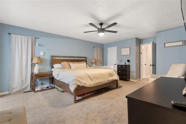 11625 SW 4th Street, Yukon, OK 73099