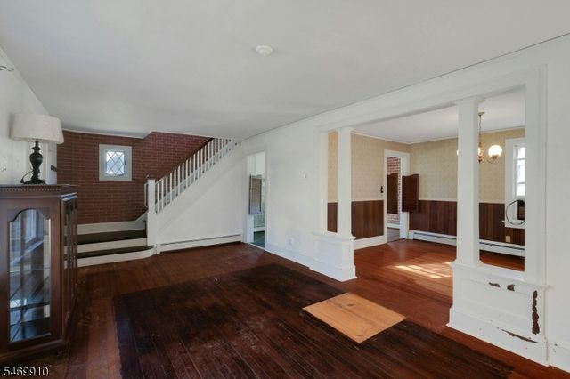 24 W Main St, Mendham Twp., NJ 07945