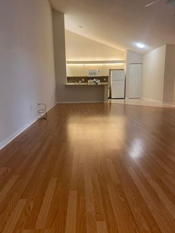 1230 Summit Pl Circle Unit C, West Palm Beach, FL 33415
