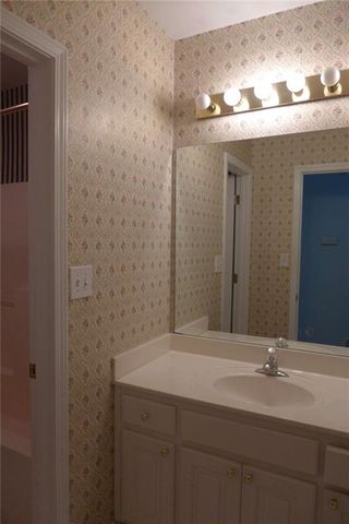 4710 Fairway View Ct, Duluth, GA 30096