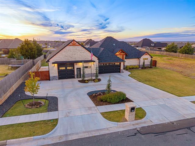 9505 Sundance Ridge Road, Yukon, OK 73099