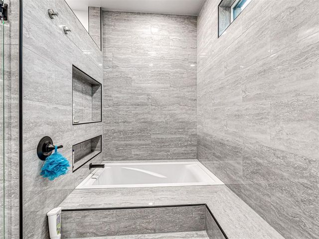 9505 Sundance Ridge Road, Yukon, OK 73099