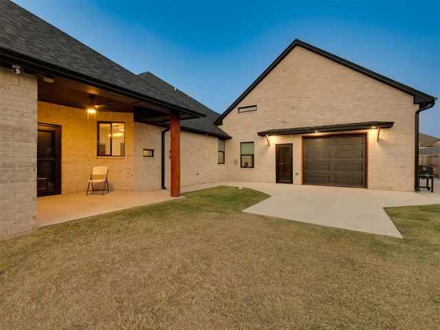 9505 Sundance Ridge Road, Yukon, OK 73099
