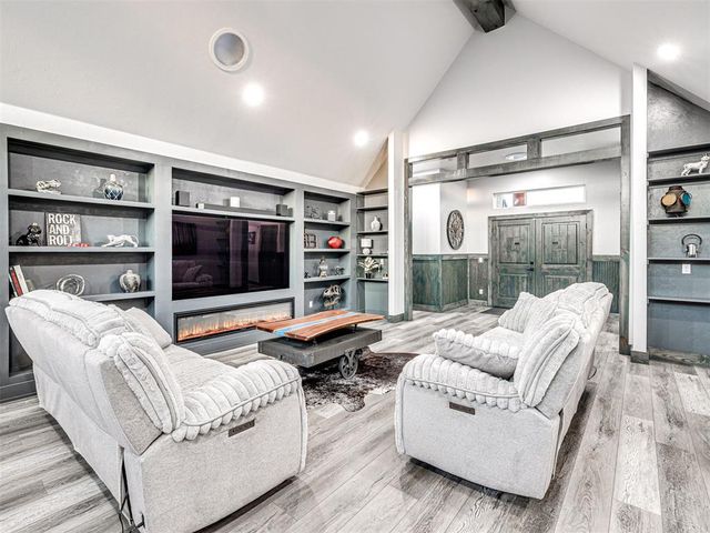 9505 Sundance Ridge Road, Yukon, OK 73099