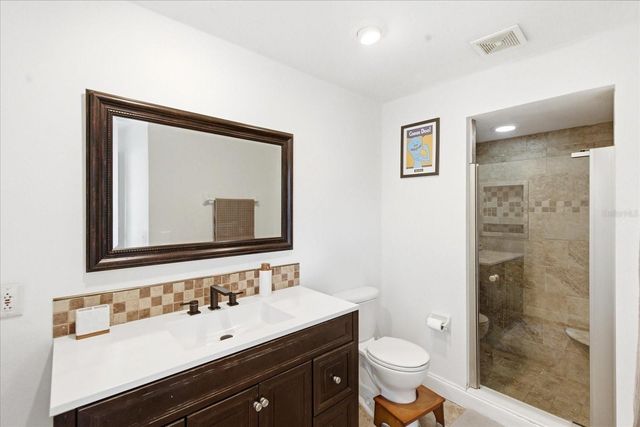 2110 W OKALOOSA AVENUE, Tampa, FL 33604