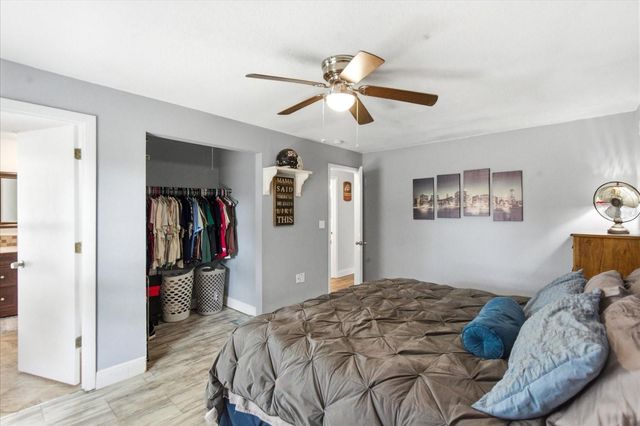 2110 W OKALOOSA AVENUE, Tampa, FL 33604