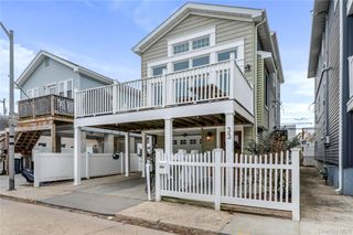 33 Vermont Street, Long Beach, NY 11561