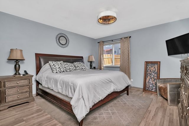 1 Red Wing Court, Woodridge, IL 60517