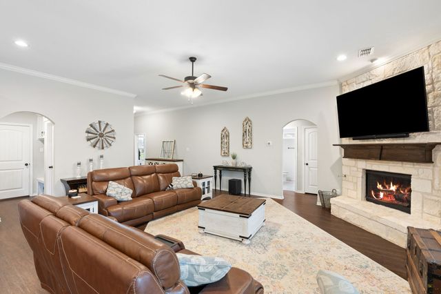 1925 Meadowlark Lane, Royse City, TX 75189