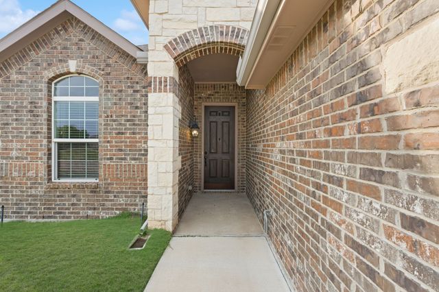 1925 Meadowlark Lane, Royse City, TX 75189