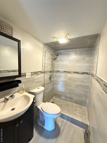 610 Laurelton Boulevard 1, Long Beach, NY 11561