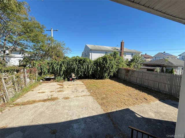 610 Laurelton Boulevard 1, Long Beach, NY 11561