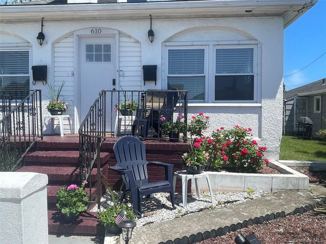 610 Laurelton Boulevard 1, Long Beach, NY 11561